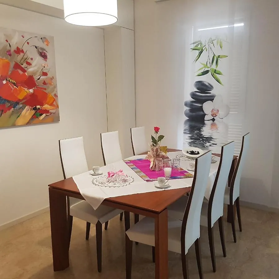 Adela Apartments 3 Morska Vila Сплит