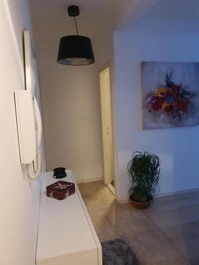 Adela Apartments 3 Morska Vila Сплит 0*,  Хорватия